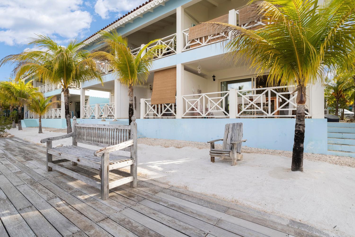 Апартаменты Caribbean Lofts Bonaire Кралендейк Экстерьер фото